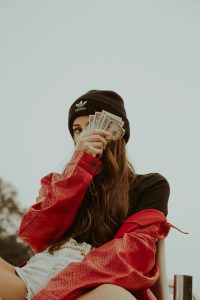 How to attract money